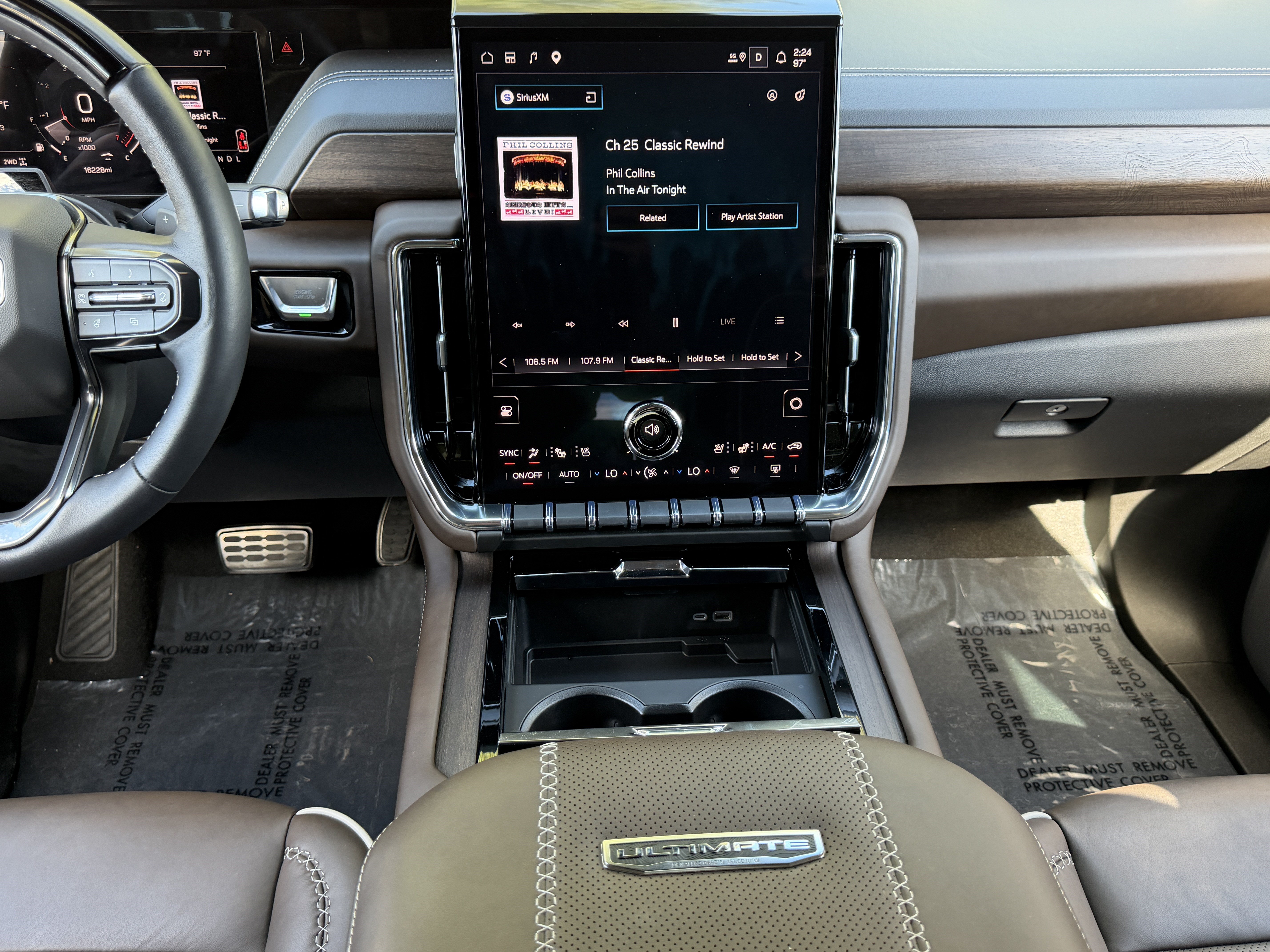 Used 2026 GMC Yukon XL Denali Ultimate w/ LPO, Illumination Package AWD/4WD image 27