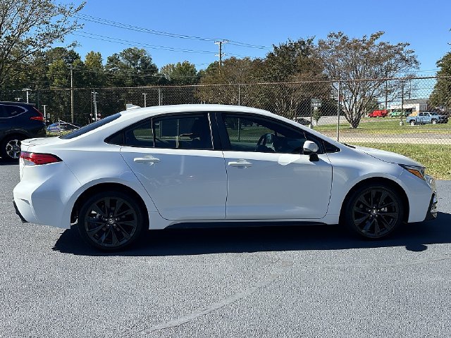 Used 2024 Toyota Corolla SE FWD image 8
