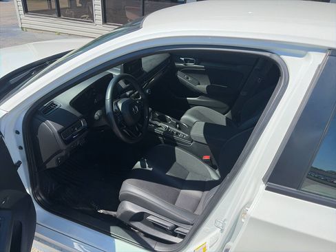 Used 2023 Honda Civic Sport image 8