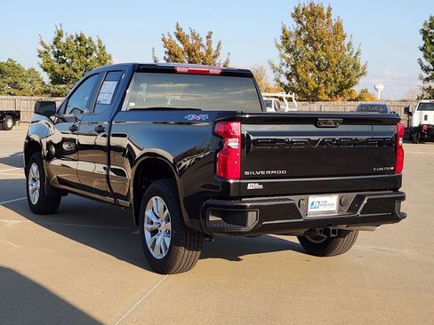 New 2026 Chevrolet Silverado 1500 Custom image 3