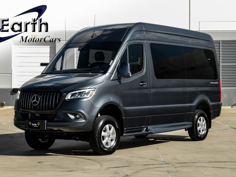 Used 2023 Mercedes-Benz Sprinter 2500 image 1