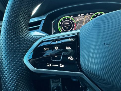 Used 2023 Volkswagen Arteon SEL Premium image 23