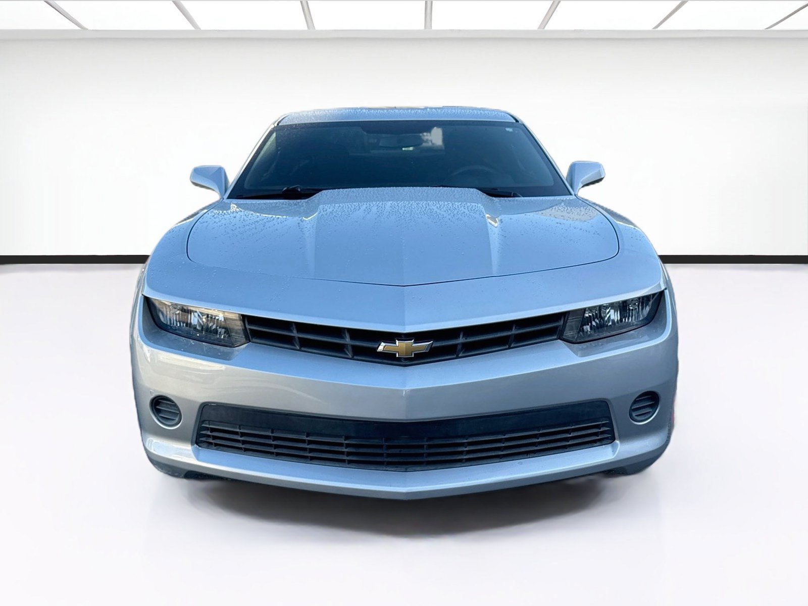 Used 2015 Chevrolet Camaro LS RWD image 2