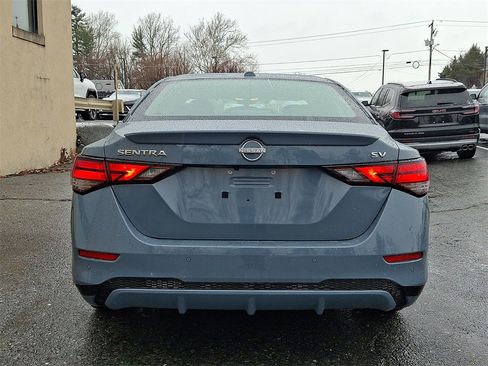 Used 2024 Nissan Sentra SV image 5