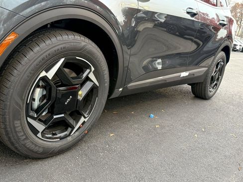 New 2026 Kia Sportage EX image 11