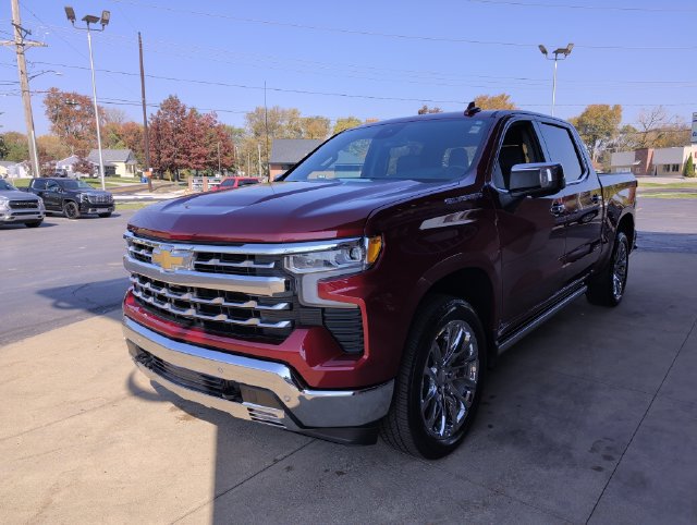 Used 2023 Chevrolet Silverado 1500 LTZ w/ LTZ Convenience Package II AWD/4WD image 5