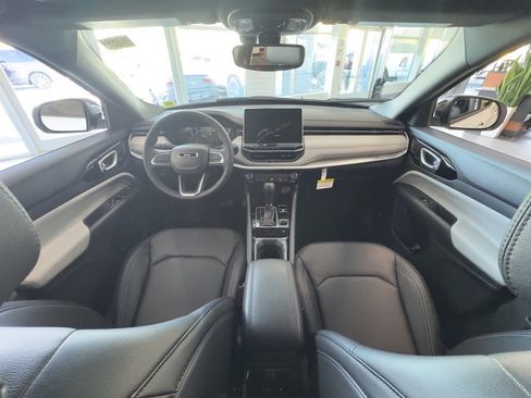 New 2026 Jeep Compass Limited w/ Sun, Sound & Navigation Group image 25