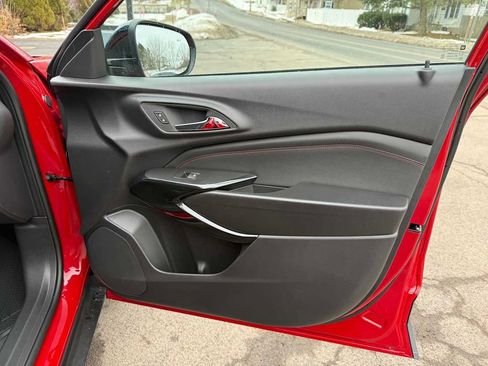 New 2026 Chevrolet Trax RS w/ Sunroof Package FWD image 36
