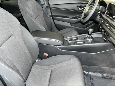 Used 2023 Honda Accord EX image 40