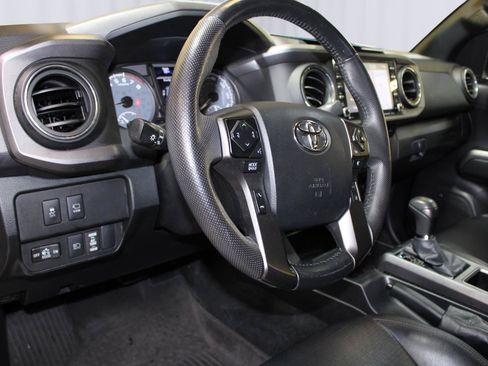 Used 2023 Toyota Tacoma TRD Sport w/ TRD Premium Sport Package AWD/4WD image 14