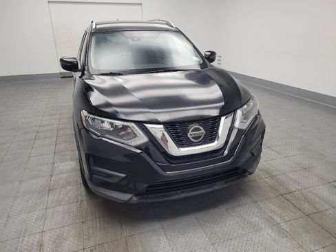 Used 2020 Nissan Rogue SV FWD image 14