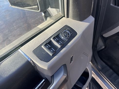 Used 2015 Ford F150 XLT w/ Trailer Tow Package image 16