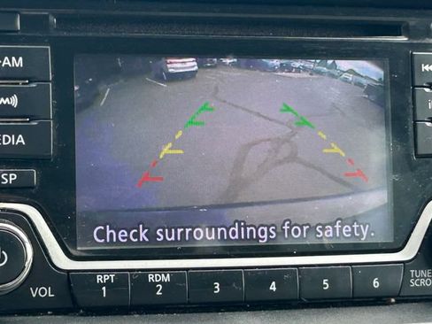 Used 2015 Nissan Quest SV FWD image 13