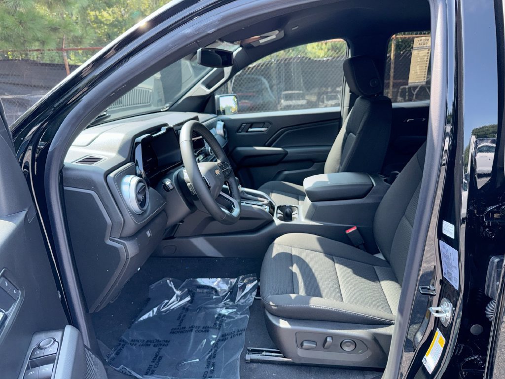 New 2026 Chevrolet Colorado LT RWD image 13