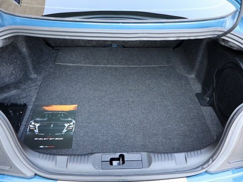 Used 2021 Ford Mustang Shelby GT500 w/ Carbon Fiber Track Pack image 34