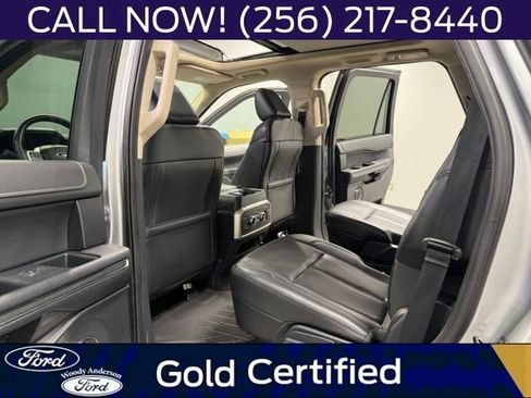 Used 2022 Ford Expedition XLT RWD image 25