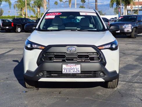 Used 2026 Toyota Corolla Cross L image 2