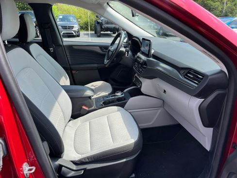 Used 2023 Ford Escape Active AWD/4WD image 5