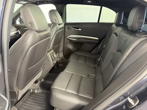 Used 2022 Cadillac XT4 Premium Luxury w/ Technology Package AWD/4WD image 7