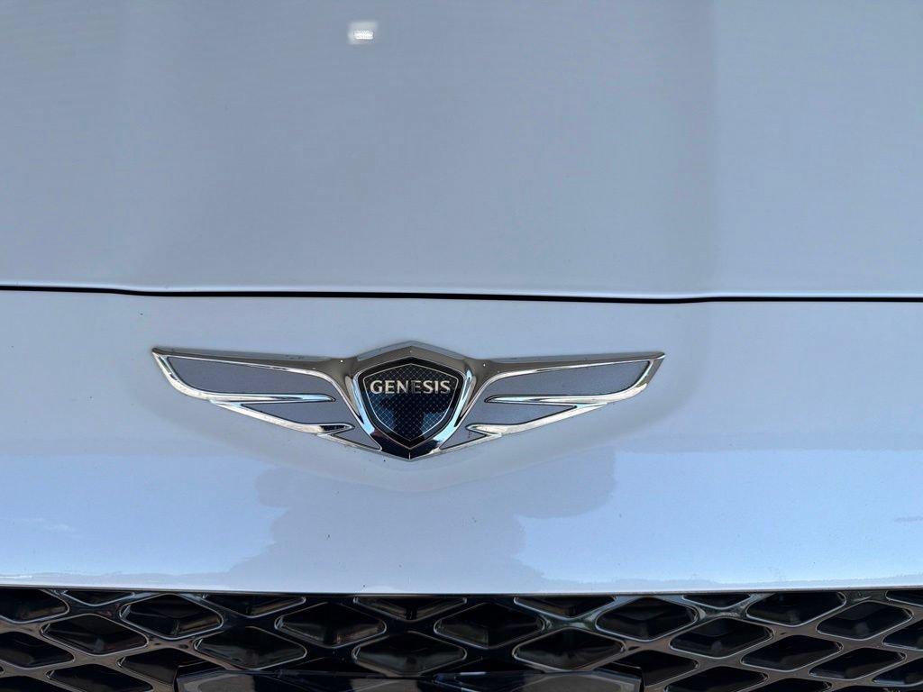 Used 2023 Genesis G70 2.0T w/ Sport Prestige Package AWD/4WD image 11