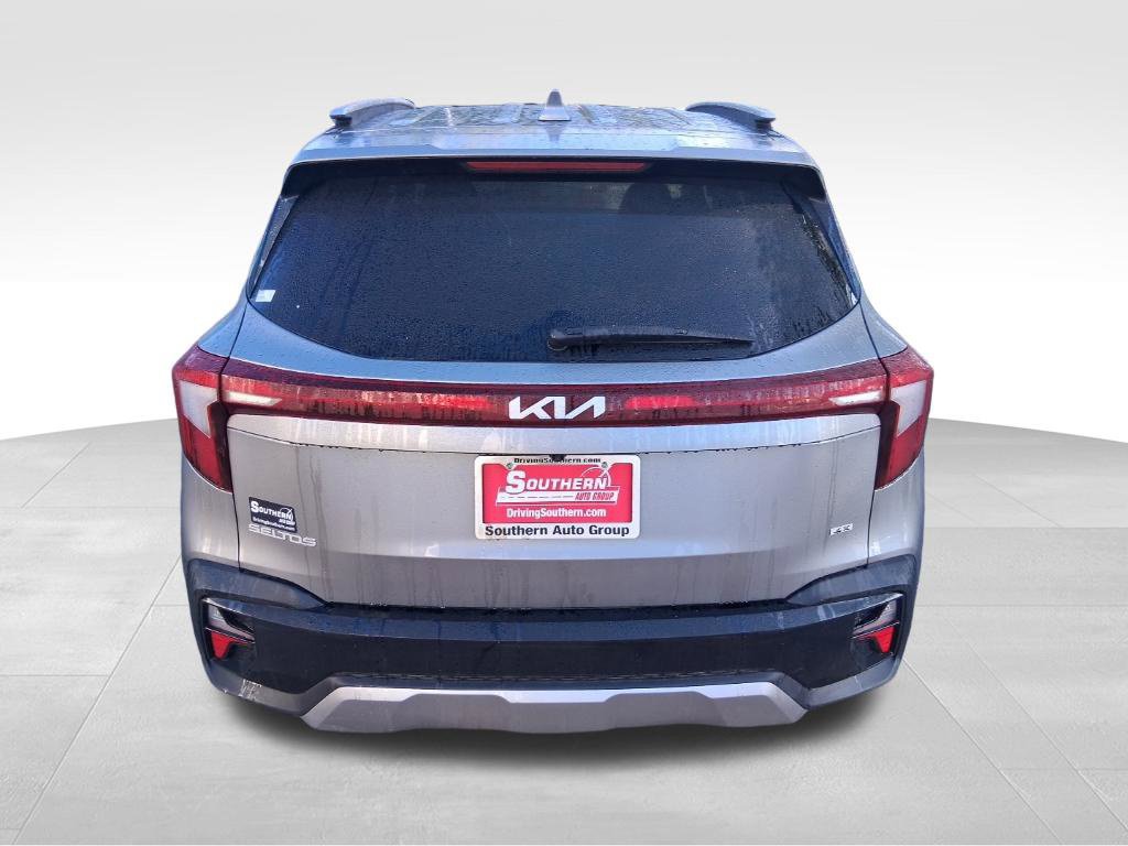 Certified 2025 Kia Seltos S AWD/4WD image 6