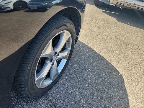 Used 2012 Toyota Venza XLE w/ XLE Premium Pkg FWD image 16