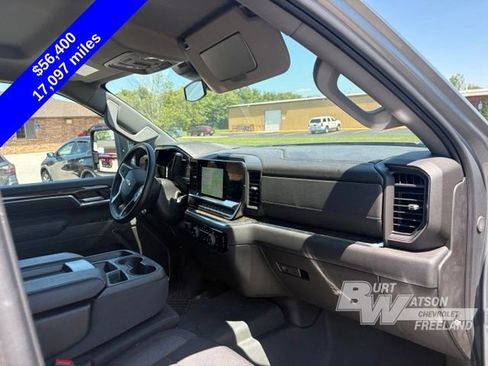 Used 2025 Chevrolet Silverado 2500 LT AWD/4WD image 31