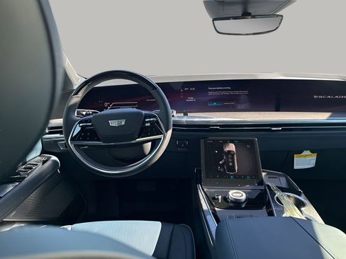 New 2026 Cadillac Escalade IQ Luxury 2 image 25