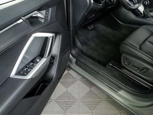 Used 2019 Audi Q3 2.0T Premium w/ Convenience Package image 7