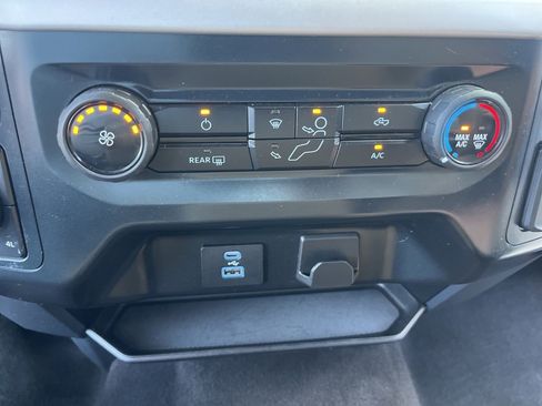 Used 2023 Ford F150 XLT image 16