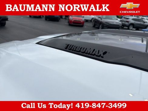 Used 2025 Chevrolet Silverado 1500 Custom Trail Boss w/ Turbomax Blackout Package AWD/4WD image 19