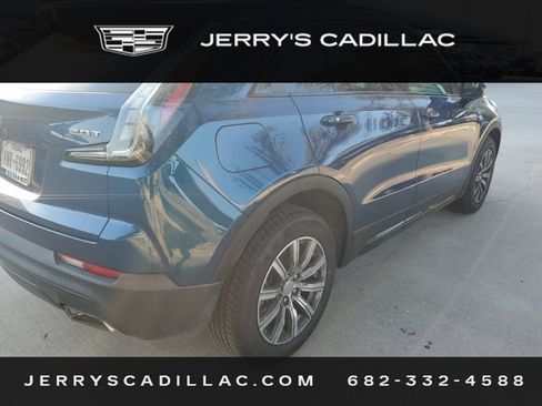 Used 2019 Cadillac XT4 Sport w/ Driver Awareness Package FWD image 5