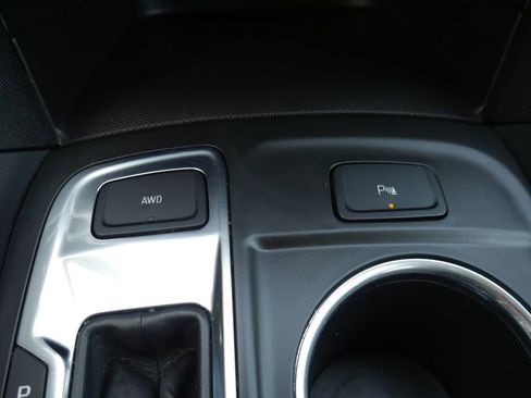 Used 2024 Chevrolet Equinox LT image 18