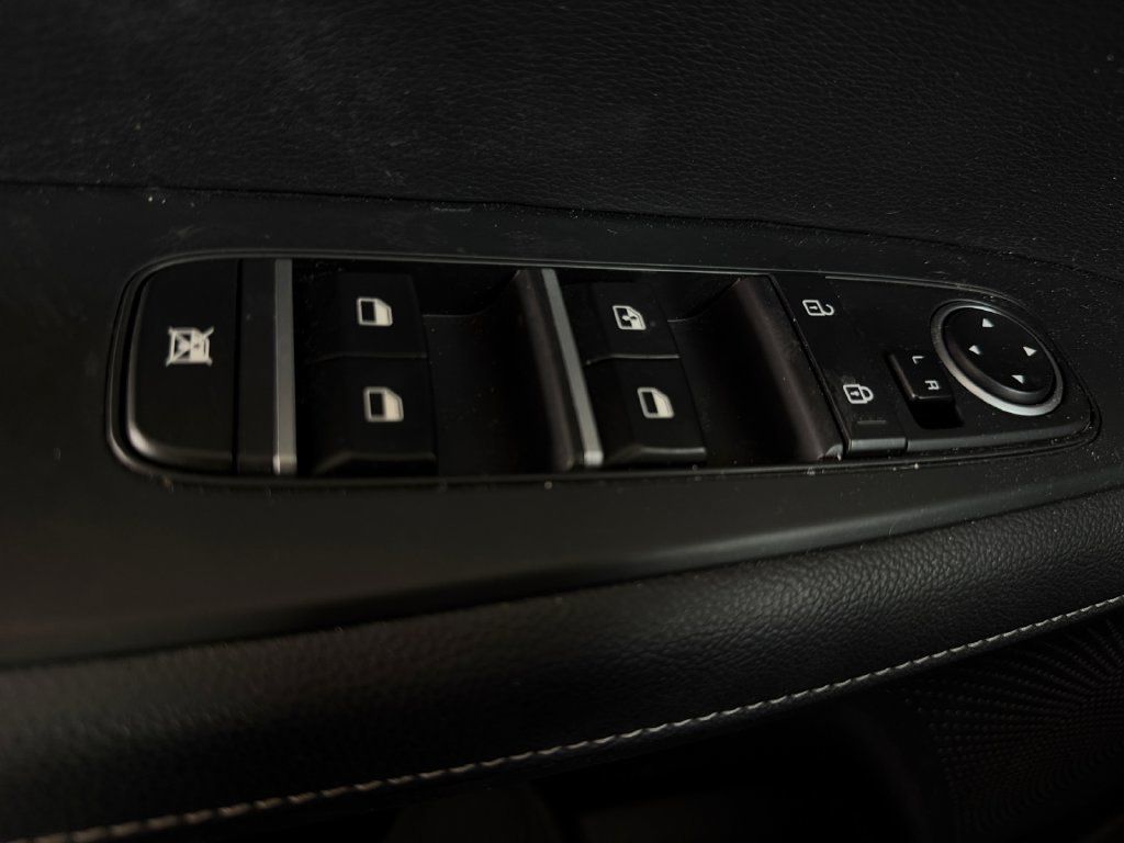 Used 2023 Kia Forte GT-Line w/ GT-Line Premium Package FWD image 25