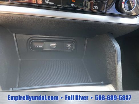 Used 2024 Kia Sportage LX FWD image 30