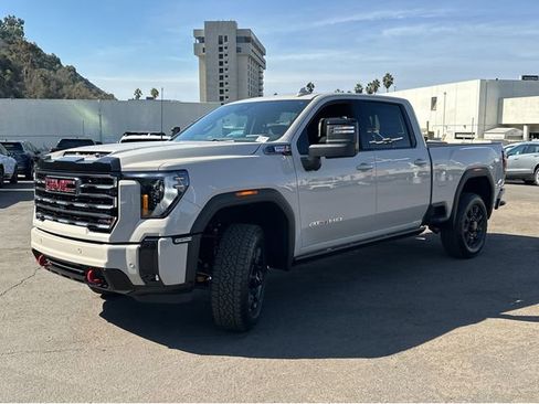 New 2026 GMC Sierra 2500 AT4 w/ AT4 Premium Plus Package image 10