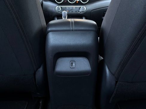 Used 2025 Nissan Sentra SV FWD image 12