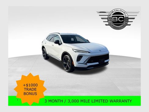 Used 2024 Buick Envision Sport Touring image 1