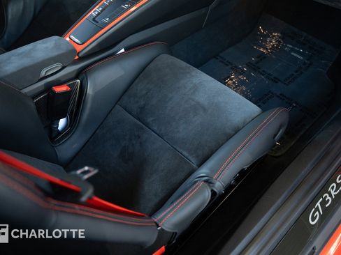 Used 2016 Porsche 911 GT3 RS w/ Painted Interior Package image 35