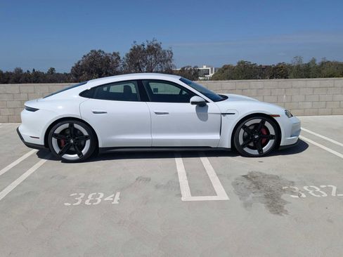 New 2025 Porsche Taycan 4S AWD/4WD image 8