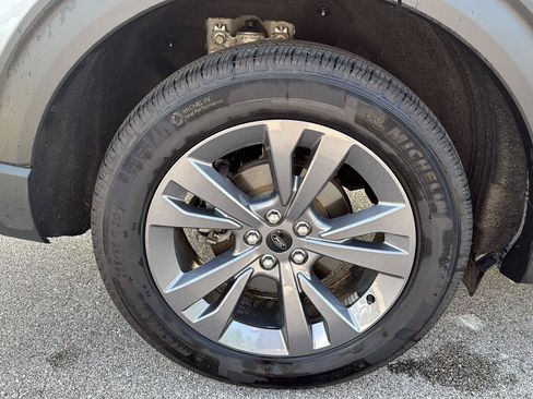 Used 2026 Ford Explorer Active w/ Active Comfort Package AWD/4WD image 13