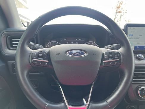 Certified 2024 Ford Maverick Lariat w/ Black Appearance Package image 27