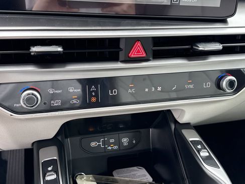 New 2026 Kia Sorento EX AWD/4WD image 23