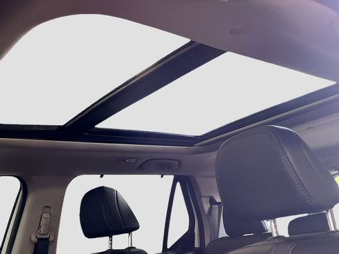 Used 2023 Honda Pilot Touring image 23