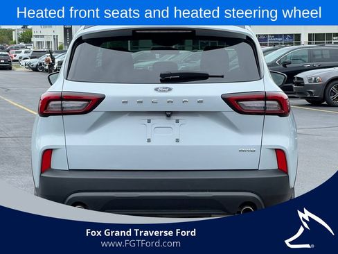 Used 2025 Ford Escape ST-Line Select AWD/4WD image 38