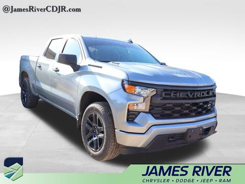 Used 2025 Chevrolet Silverado 1500 Custom w/ LPO, Dark Essentials Package AWD/4WD image 20