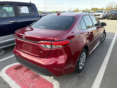 Used 2024 Toyota Corolla LE image 5