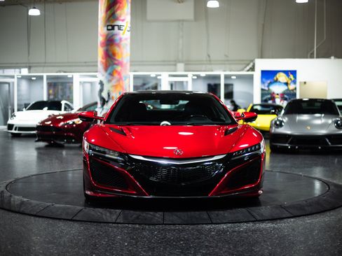 Used 2017 Acura NSX image 18