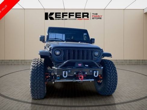 Certified 2022 Jeep Gladiator Willys image 9