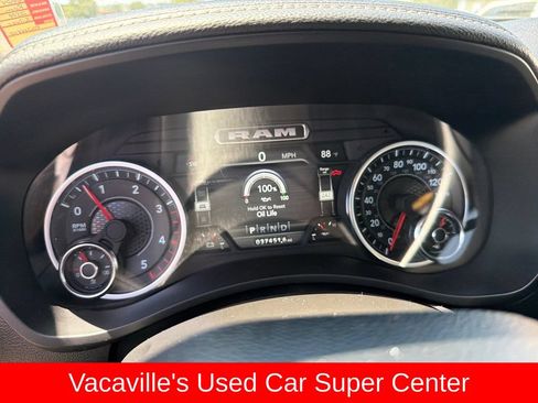 Used 2024 RAM 2500 Laramie AWD/4WD image 15